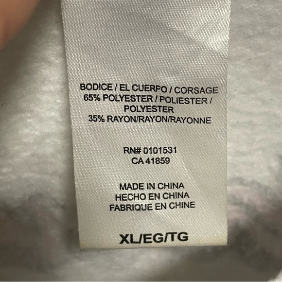 Marvel Cropped White Sweater Size XL - Picture 6 of 12